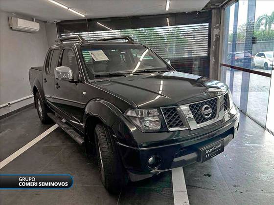 NISSAN FRONTIER 2.5 LE 4X4 CD TURBO ELETRONIC DIESEL 4P AUTOMÁTICO